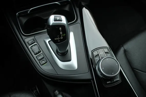 BMW serija 3 Gran Turismo 320d Xdrive AUTOMATIK *NAVI,LED,KAMERA* Image 4